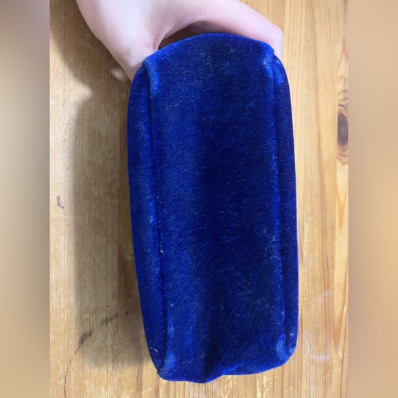 Korean Winky Cat Makeup Pouch - Picture 9 of 14